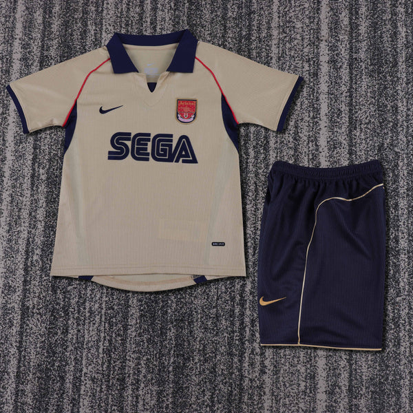 Kit Infantil Arsenal Away Retrô 2001 Camisa + Shorts Nike Unissex - Marrom