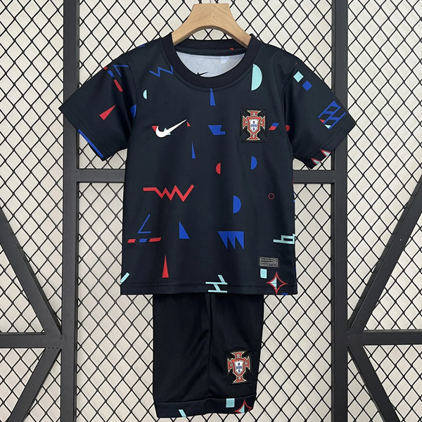 Kit Infantil Portugal Treino 24/25 Nike Unissex - Preto