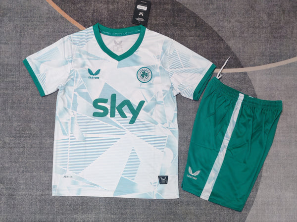 Kit Infantil  Irlanda Away 25/26 Castore Unissex - Verde Claro
