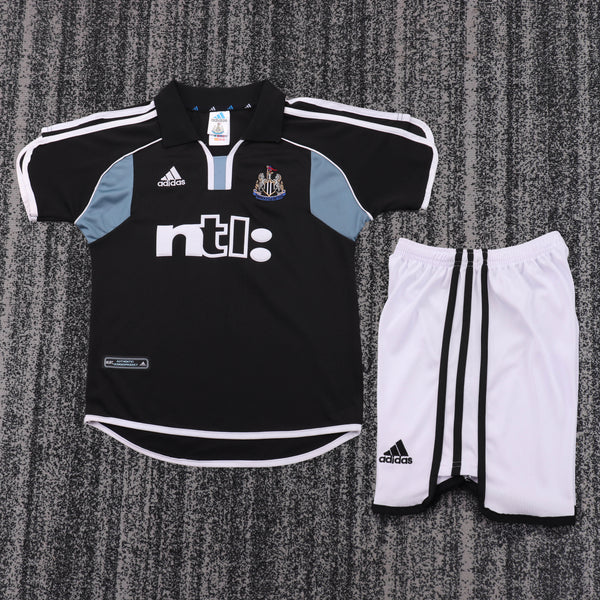 Kit infantil Newcastle Retrô Away 00/01  Unissex Adidas - Preto
