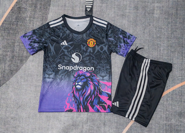 Kit infantil Manchester United Edição Especial 25/26 Unissex Adidas - Preto e Roxo