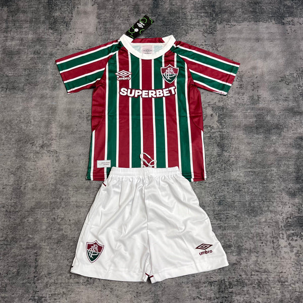 Kit Infantil Fluminense Home 25/26 Camisa + Shorts  Umbro Unissex - Vermelho verde e Branca