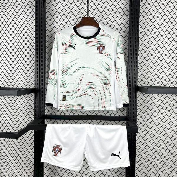 Kit Infantil Portugal Away Manga Longa 25/26 Puma Unissex - Branca