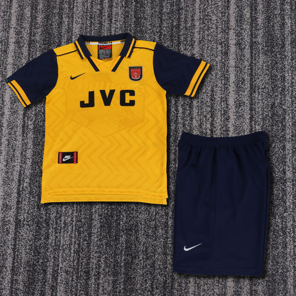 Kit Infantil Arsenal Away Retrô 96/97 Camisa + Shorts Nike Unissex - Amarelo
