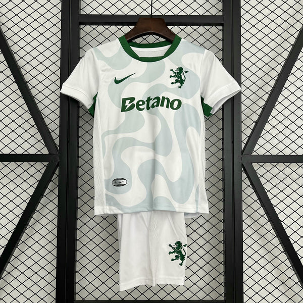 Kit Infantil Sporting Away 25/26 Unissex Nike - Branca