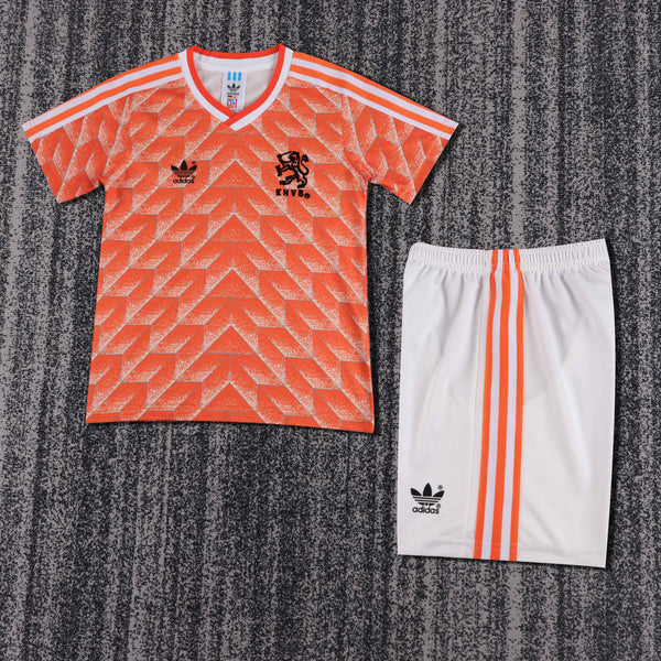 Kit Infantil Holanda Retrô Home 1988 Camisa + Shorts Adidas Unissex - Laranja
