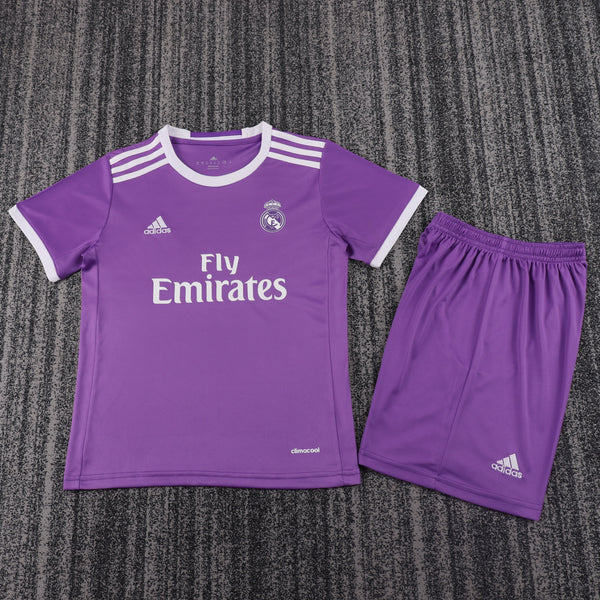 Kit Infantil Real Madrid Retrô Third 2017 Camisa + Shorts Adidas Unissex - Roxa