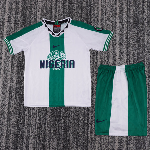 Kit Infantil Nigeria Away Retrô 1996  Unissex Nike - Branco e Verde