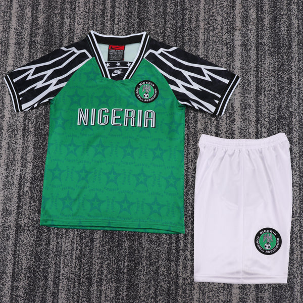 Kit Infantil Nigeria Home Retrô 1995  Unissex Nike - Verde
