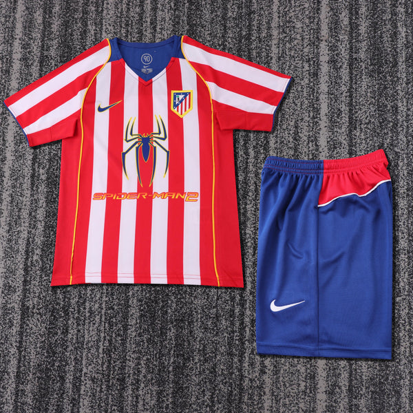Kit Infantil Atletico de Madrid Home Retrô 2004 Camisa + Shorts Nike Unissex - Branca e Vermelho