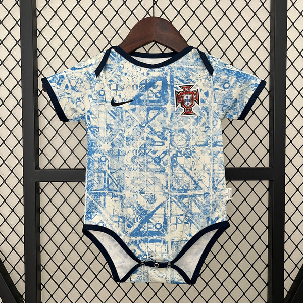 Body Bebê Infantil Portugal Away 24/25 Unissex Nike - Branco e Azul