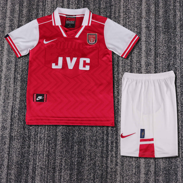 Kit Infantil Arsenal Home Retrô 96/97 Camisa + Shorts Nike Unissex - Vermelho e Branco