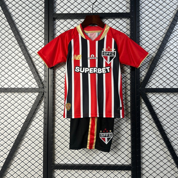 Kit Infantil São Paulo Away 25/26 Camisa + Shorts  New Balance Unissex - Tricolor